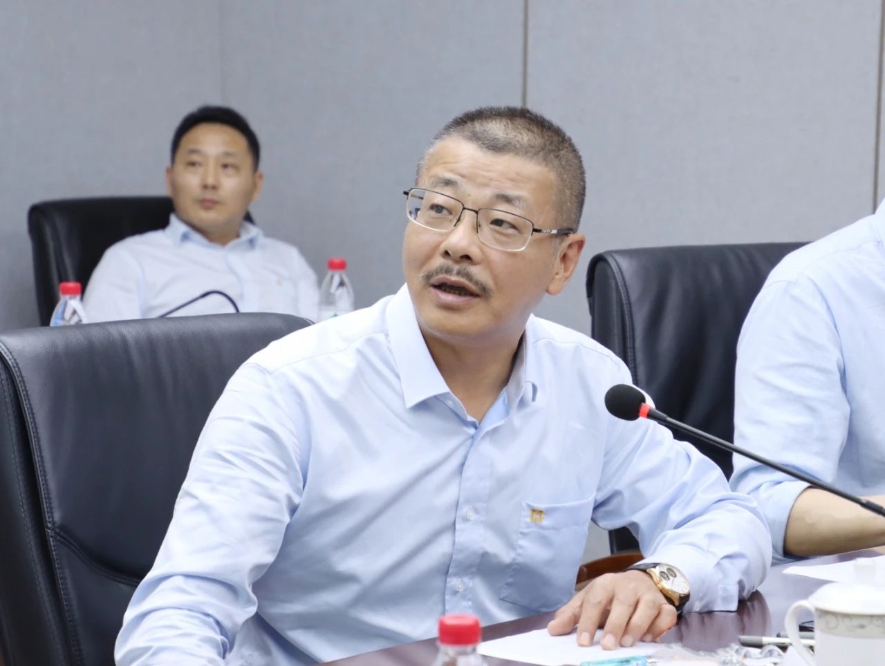 1705375859975089.jpg 乐鱼网站学习贯彻海南省委八届四次全会精神 推动高质量发展2_副本_副本.jpg