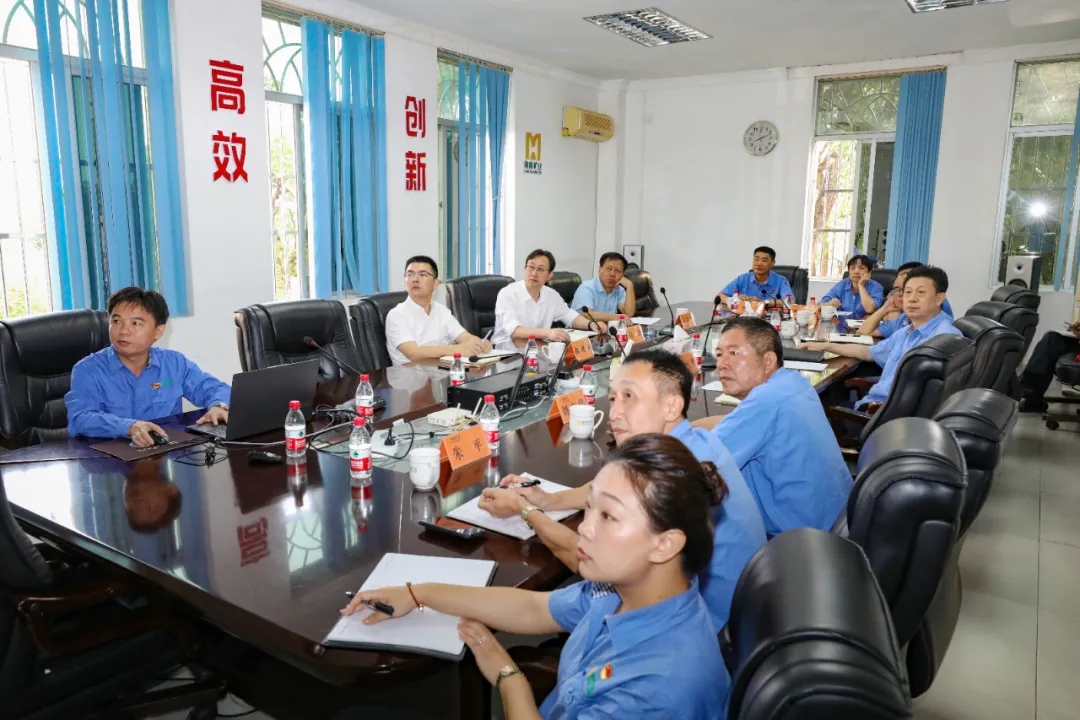 海南省总工会副主席陈波一行到乐鱼网站调研指导1.webp.jpg
