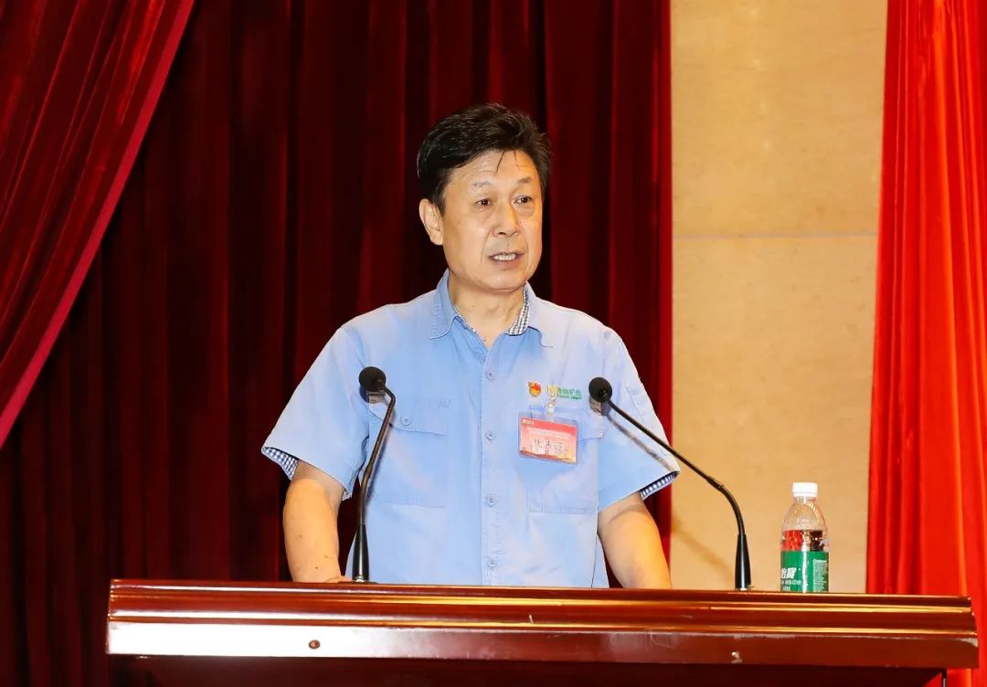 乐鱼网站召开第四届职工代表大会第一次会议4.jpg