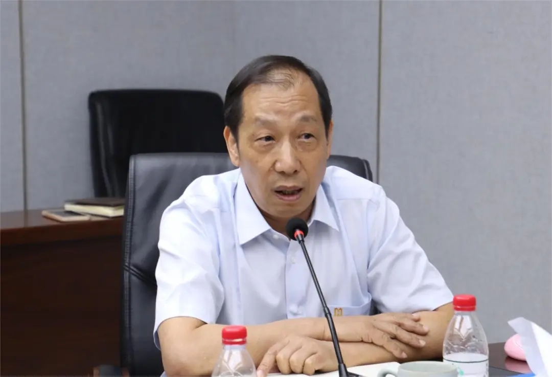 乐鱼网站召开“安全生产月”动员大会2.webp_副本.jpg