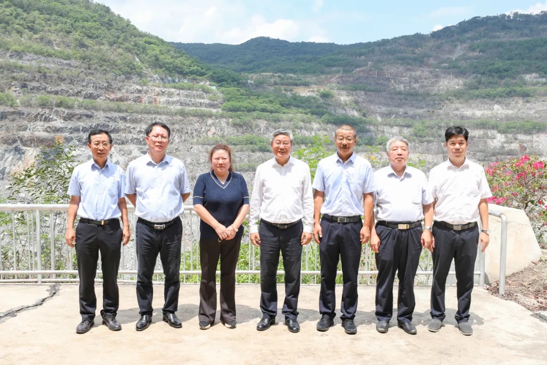 海南省政协主席李荣灿到leyu.乐鱼(集团)数码股份有限公司官网
调研